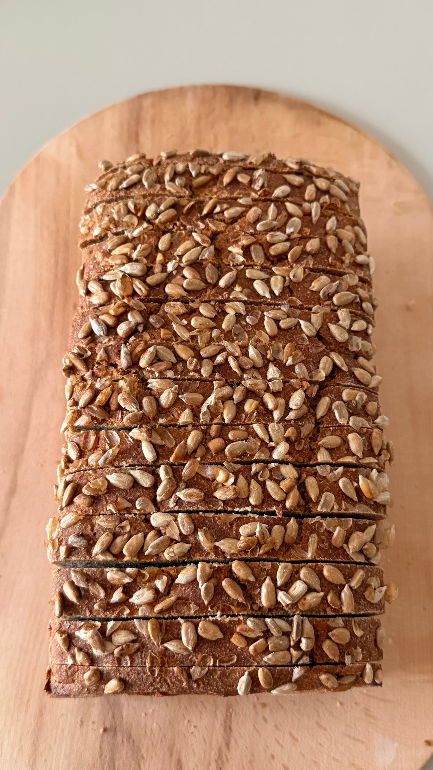 1250g %100 Ekşi Mayalı Çekirdekli Çavdar Ekmeği