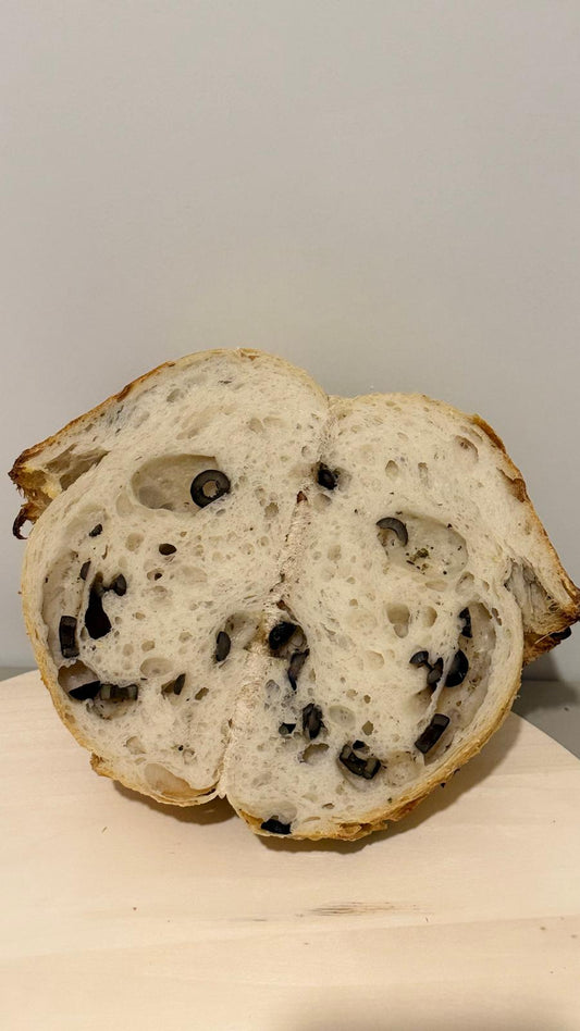 %100 Ekşi Mayalı Zeytinli Kekikli