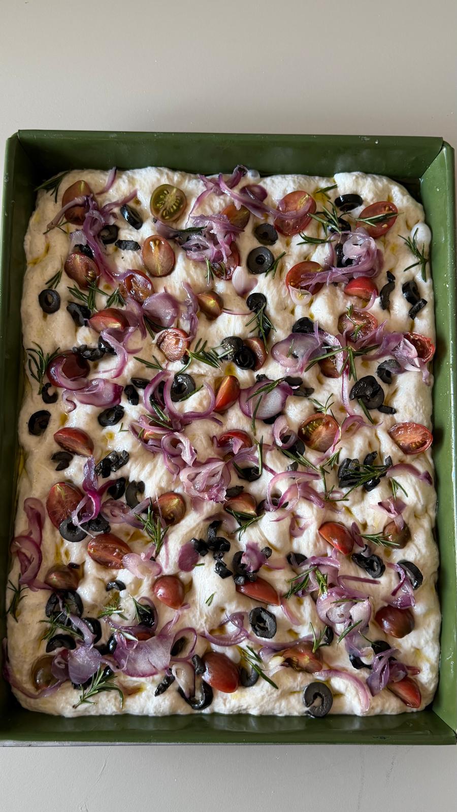 1800g %100 Ekşi Mayalı Tepsi Focaccia